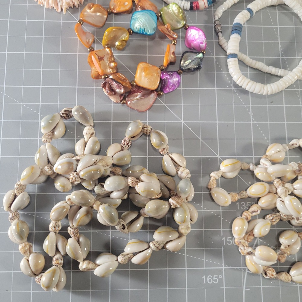 Vintage Beach Shell Jewelry Lot Cowrie Puka Mother of Pearl Boho Coast Over 1 lb - Picture 5 of 11